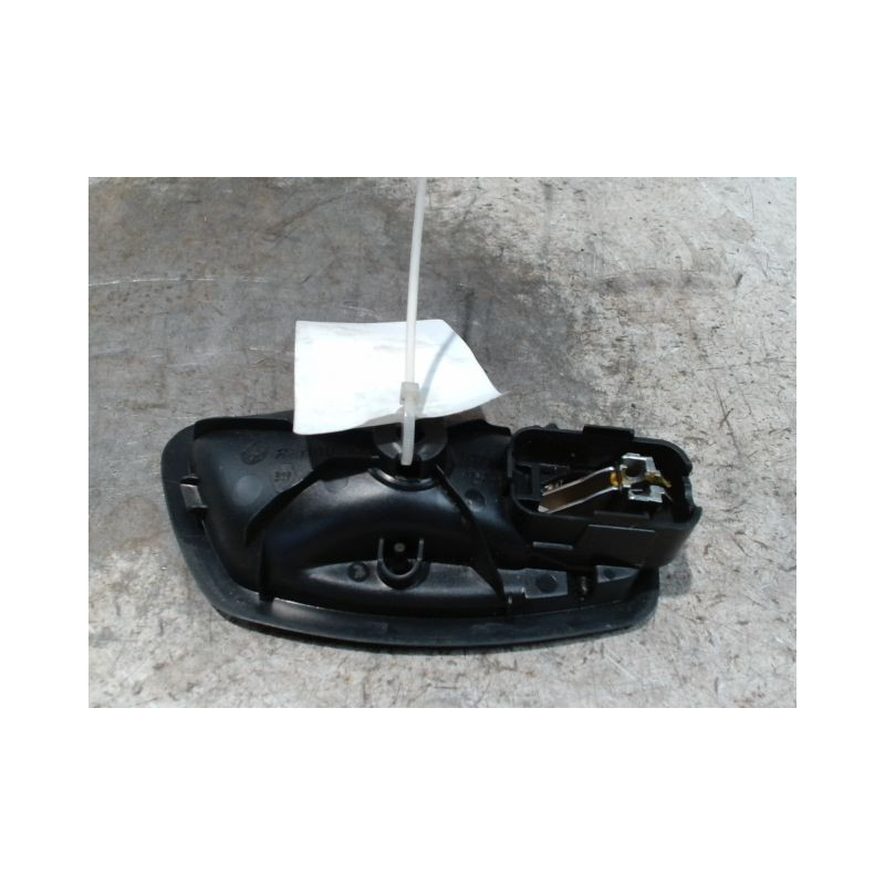 POIGNEE INTERIEURE PORTE ARRIERE GAUCHE RENAULT CAPTUR