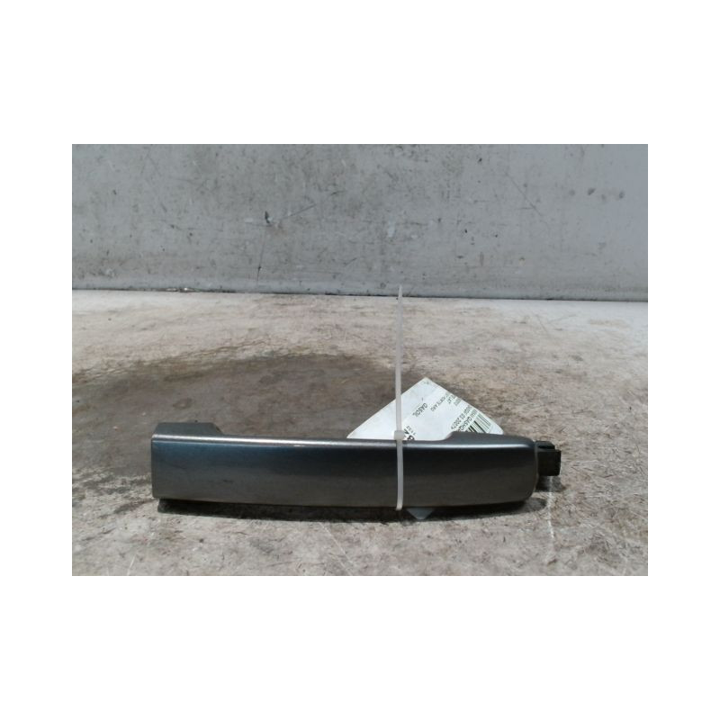 POIGNEE EXTERIEURE PORTE ARRIERE GAUCHE NISSAN QHASQAI 2007-