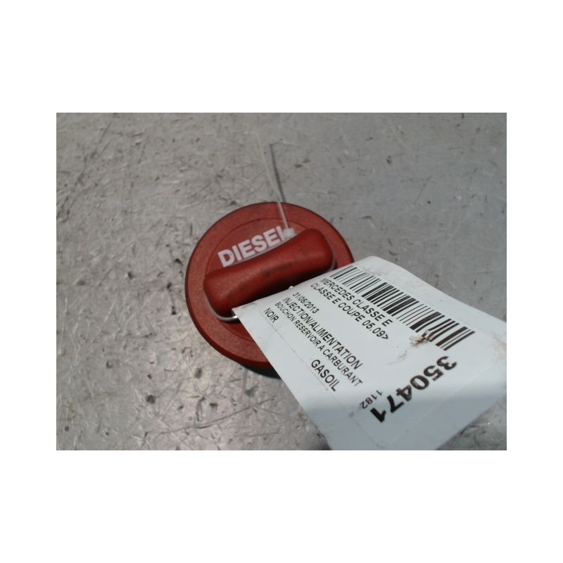 BOUCHON RESERVOIR A CARBURANT MERCEDES CLASSE E COUPE 09-