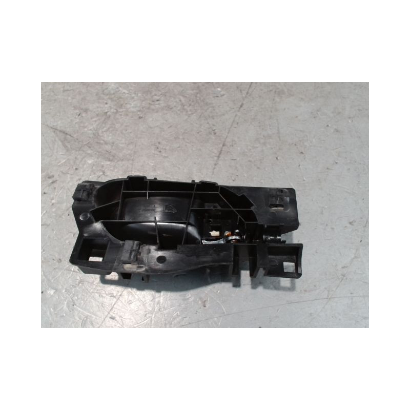 POIGNEE INTERIEURE PORTE AVANT GAUCHE PEUGEOT 208