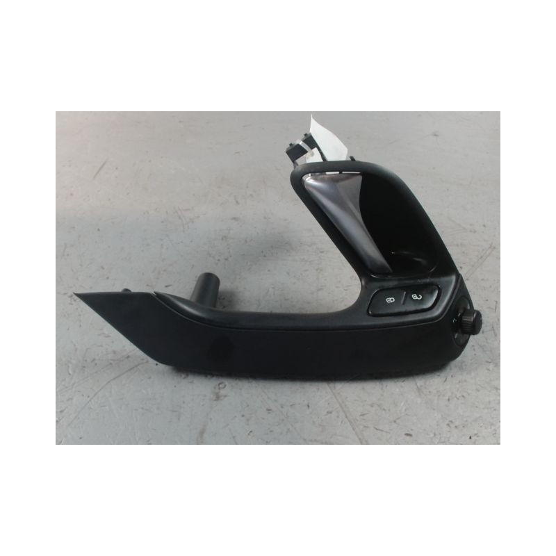 POIGNEE INTERIEURE PORTE AVANT GAUCHE VOLKSWAGEN POLO 2009-