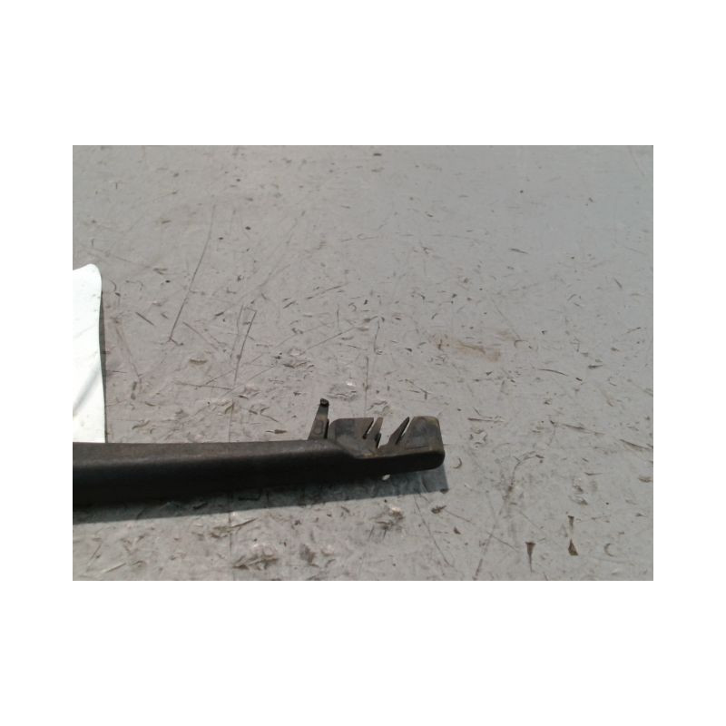 BRAS ESSUIE-GLACE ARRIERE MAZDA MAZDA 3  5P
