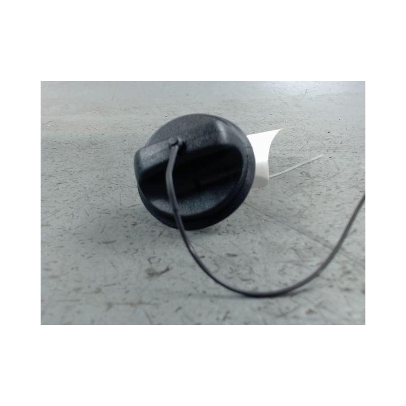 BOUCHON RESERVOIR A CARBURANT RENAULT CLIO IV