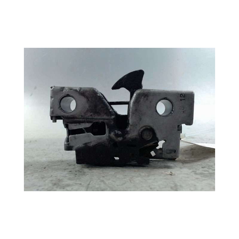 SERRURE CAPOT VOLKSWAGEN UP