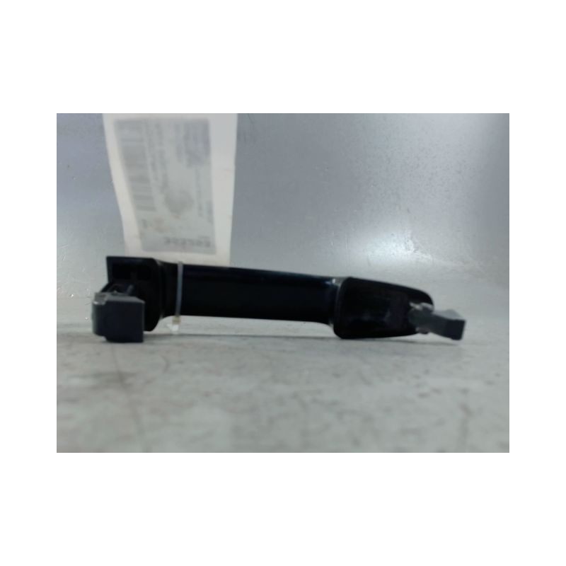 POIGNEE EXTERIEURE PORTE BATTANTE TOYOTA RAV4 2006