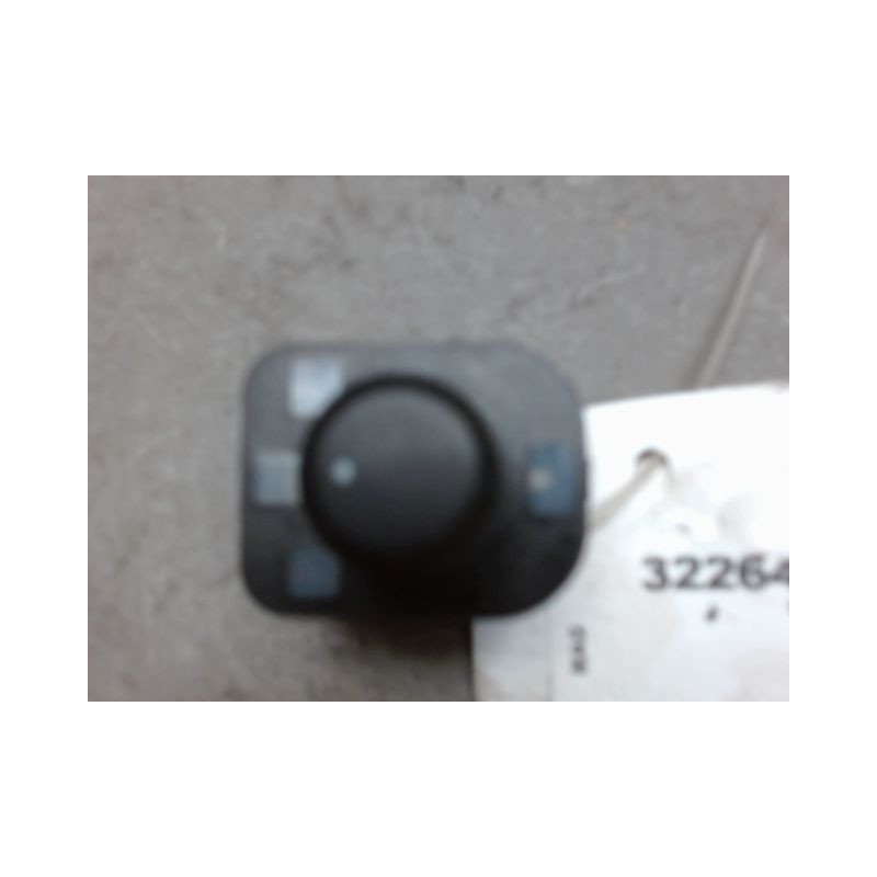 COMMANDE RETROVISSEUR EXTERIEUR ELECTRIQUE SEAT ALTEA