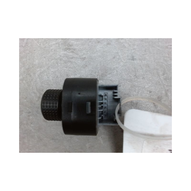COMMANDE RETROVISSEUR EXTERIEUR ELECTRIQUE SEAT ALTEA