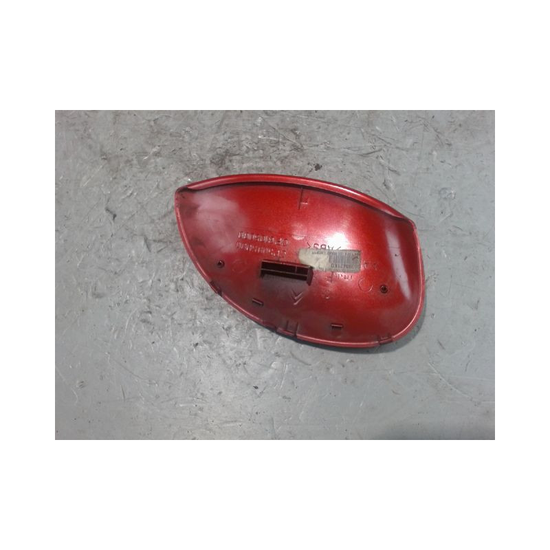 CARENAGE RETROVISEUR EXTERIEUR GAUCHE PEUGEOT 206 5P