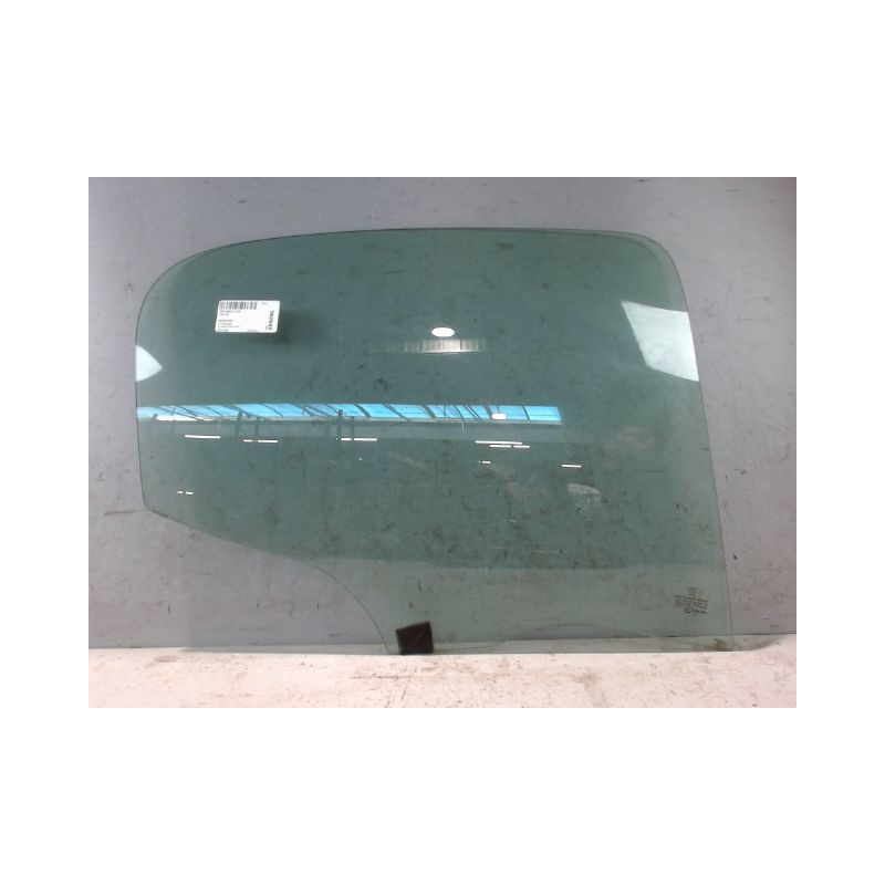 GLACE PORTE ARD PEUGEOT 206 5P