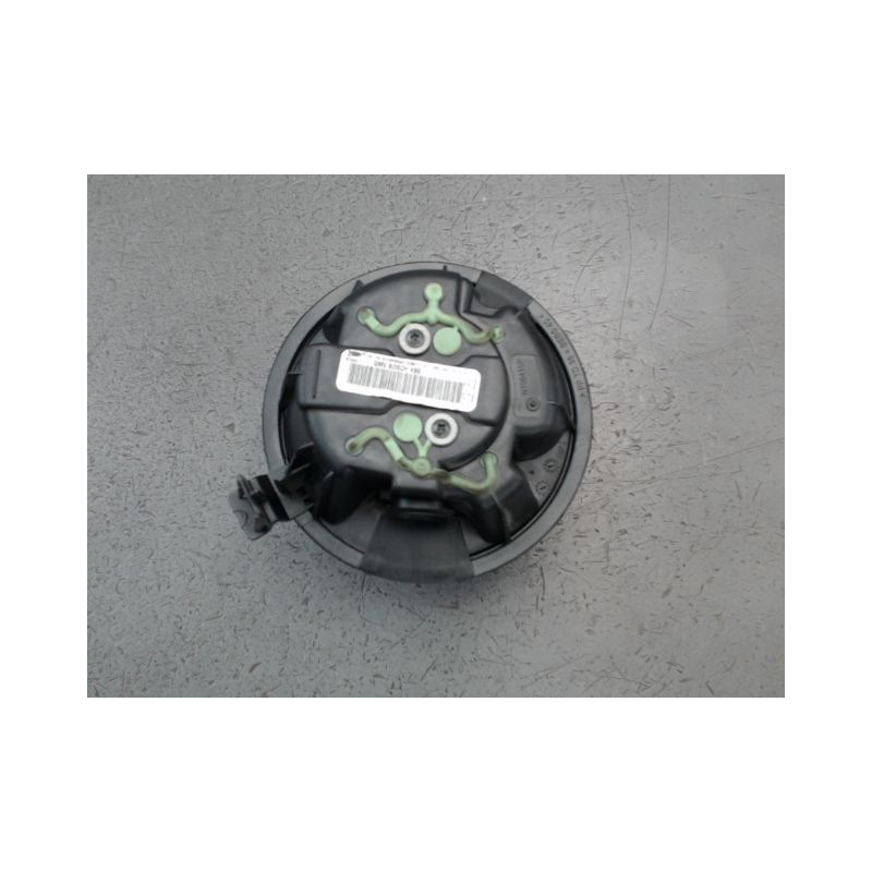 MOTEUR VENTILATEUR CHAUFFAGE DACIA DUSTER