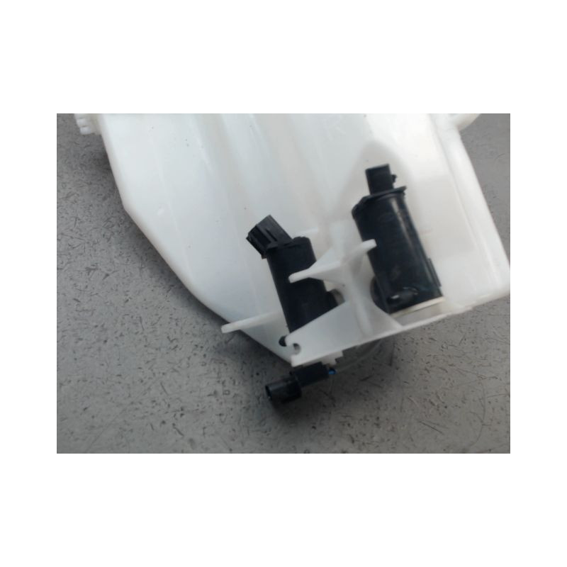 RESERVOIR LAVE-GLACE AVANT KIA SPORTAGE