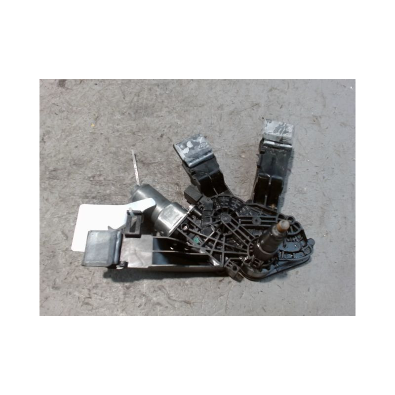 MOTEUR ESSUIE-GLACE ARRIERE PEUGEOT 308 2011-