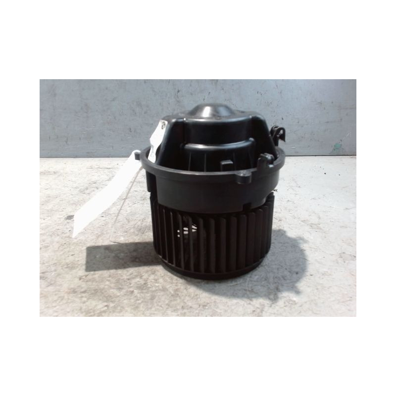 MOTEUR VENTILATEUR CHAUFFAGE B.M.W. SERIE 2