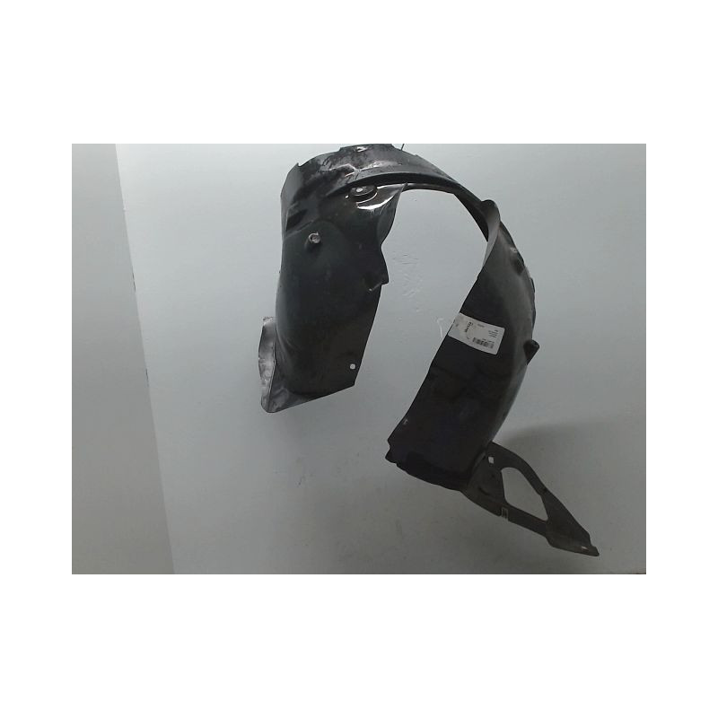 PARE-BOUE AVANT GAUCHE PEUGEOT 2008