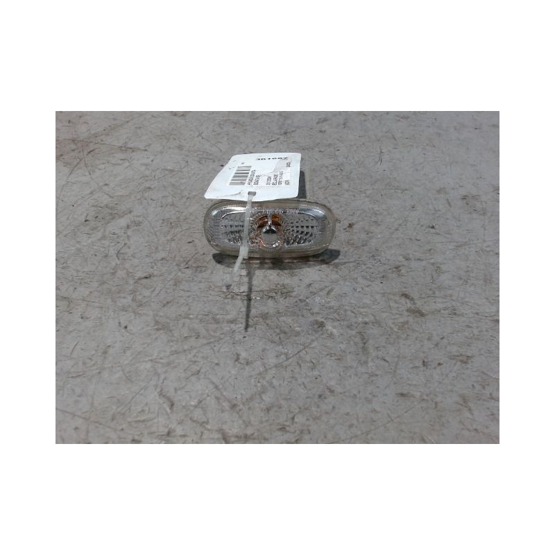 REPETITEUR AILE GAUCHE HYUNDAI SONATA 5P
