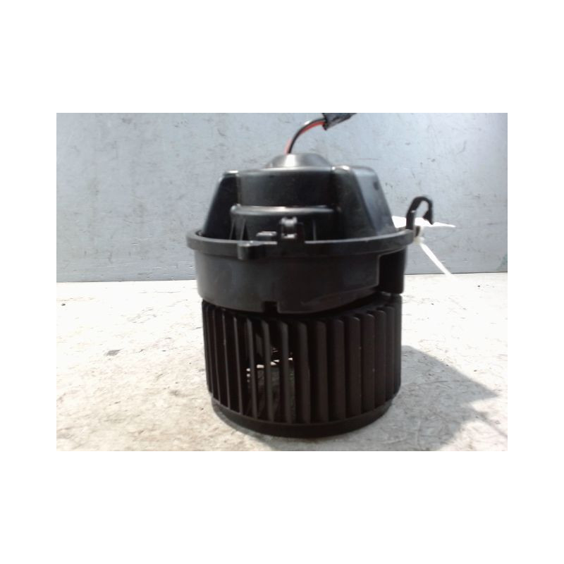 MOTEUR VENTILATEUR CHAUFFAGE B.M.W. SERIE 2