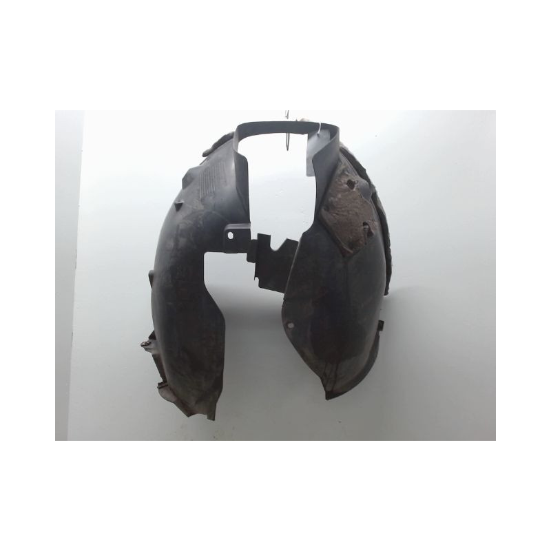 PARE-BOUE AVANT DROIT PEUGEOT 3008 2009-