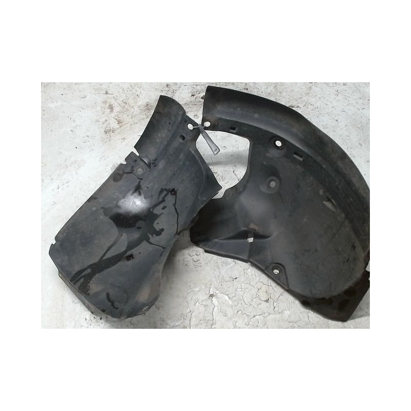 PARE-BOUE AVANT GAUCHE RENAULT CLIO III 2005-