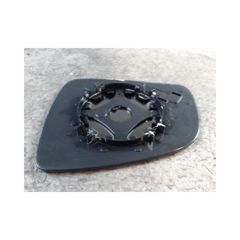 GLACE RETROVISEUR EXT D DACIA SANDERO 2008-