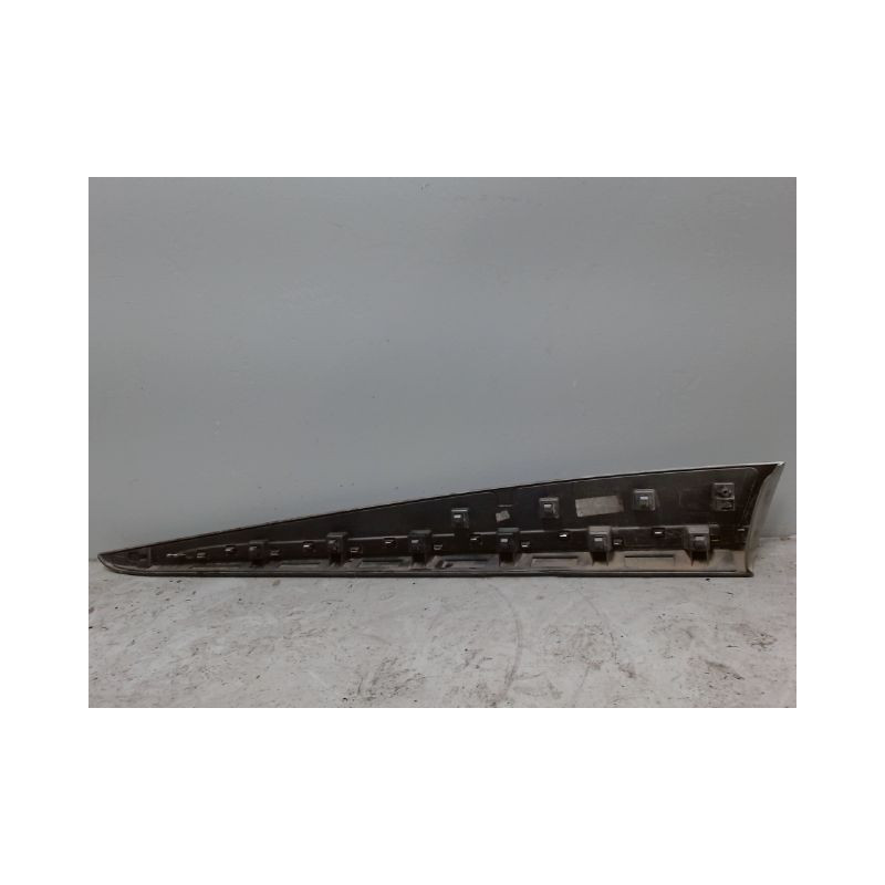 PROTECTION PORTE AVANT DROIT RENAULT CLIO IV