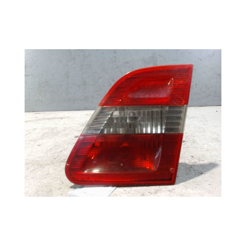 FEU ARRIERE INTERIEUR DROIT MERCEDES CLASS B