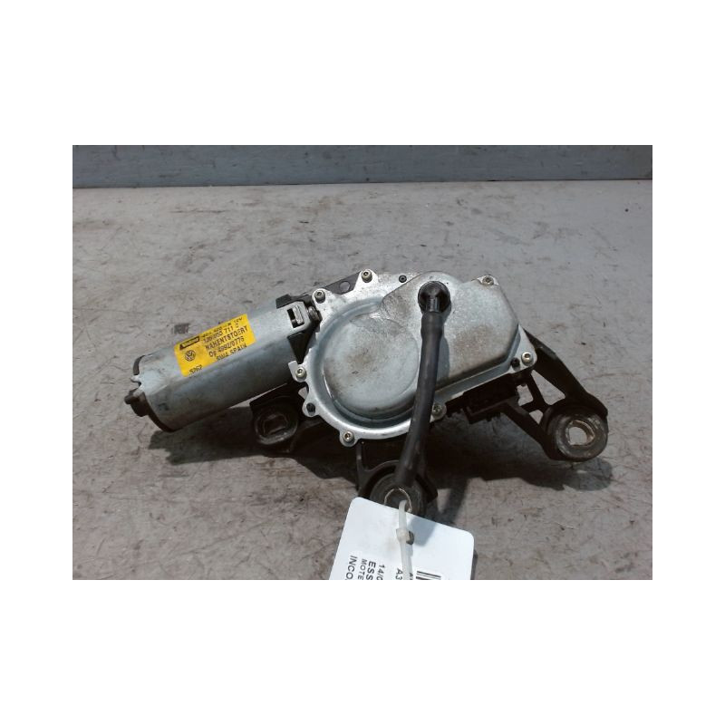 MOTEUR ESSUIE-GLACE ARRIERE AUDI A3 -2000