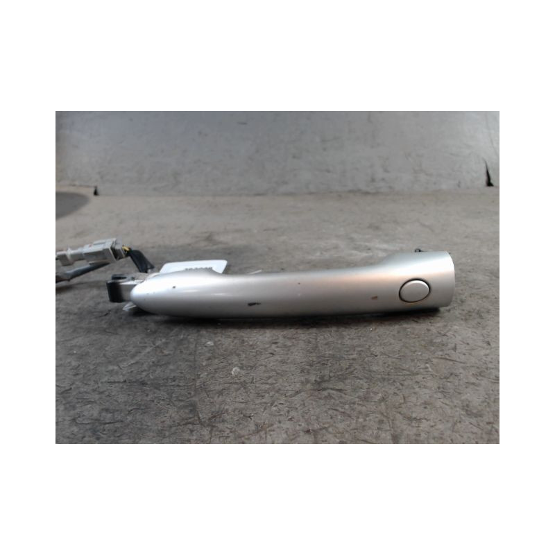 POIGNEE EXTERIEURE PORTE AVANT GAUCHE RENAULT KOLEOS 2008-