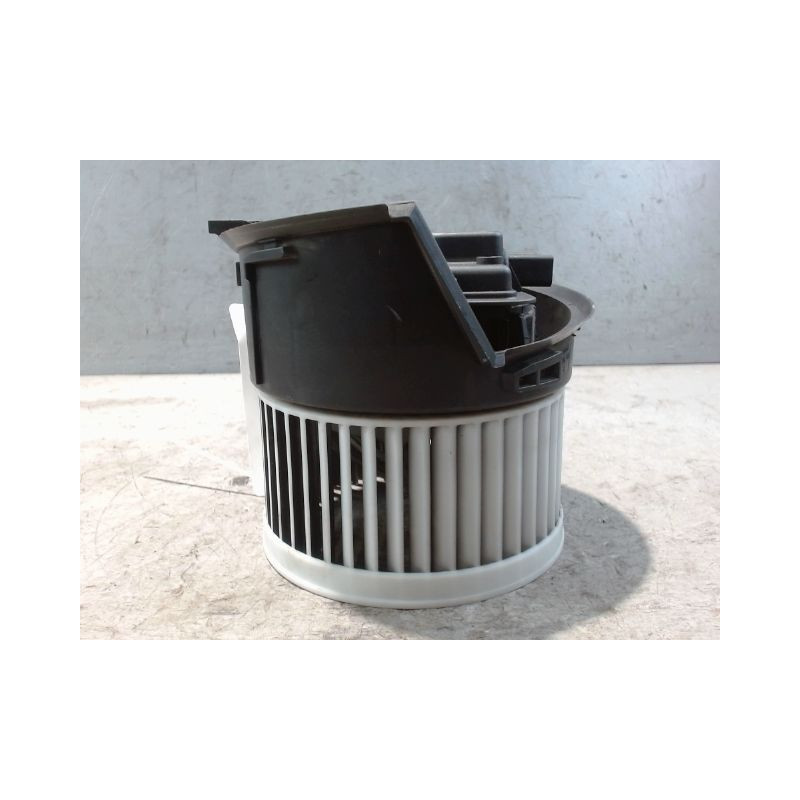MOTEUR VENTILATEUR CHAUFFAGE PEUGEOT 407