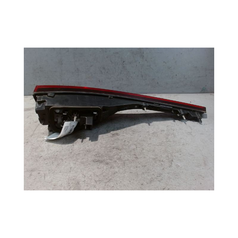 FEU ARRIERE INTERIEUR DROIT RENAULT MEGANE