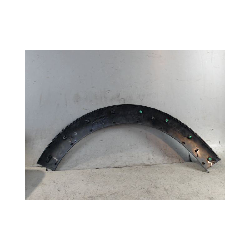 ELARGISSEUR AILE AVANT DROIT CITROEN C3 2009-