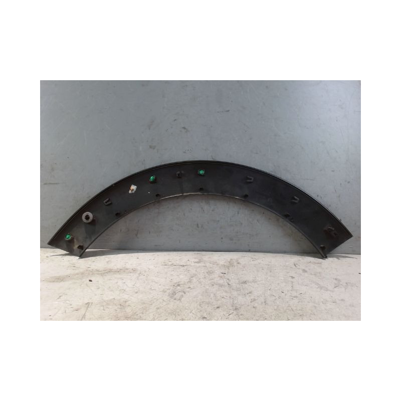 ELARGISSEUR AILE ARRIERE DROIT CITROEN C3 2009-