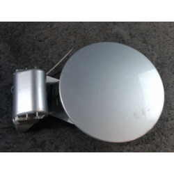 VOLET DE TRAPPE CARBURANT