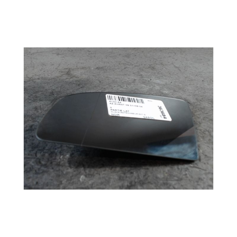 GLACE RETROVISEUR EXT G AUDI A4 AVANT 01-04