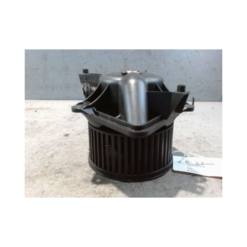 MOTEUR VENTILATEUR CHAUFFAGE FIAT PUNTO 99-2003
