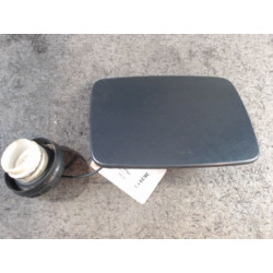 VOLET DE TRAPPE CARBURANT
