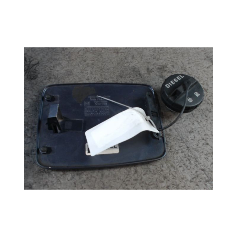 VOLET DE TRAPPE CARBURANT SSANGYONG REXTON