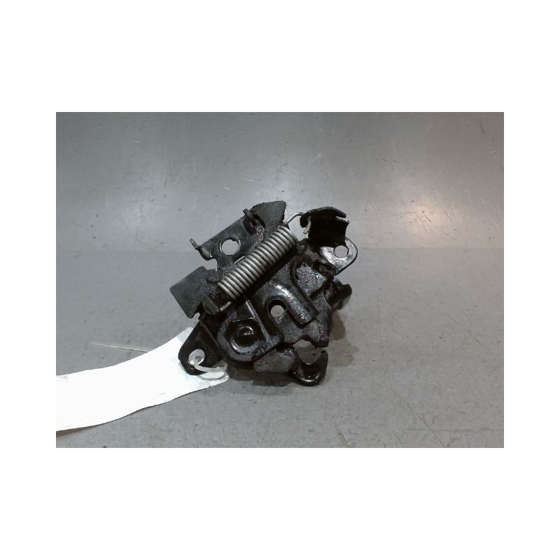 SERRURE CAPOT TOYOTA AURIS
