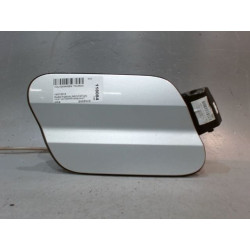 VOLET DE TRAPPE CARBURANT