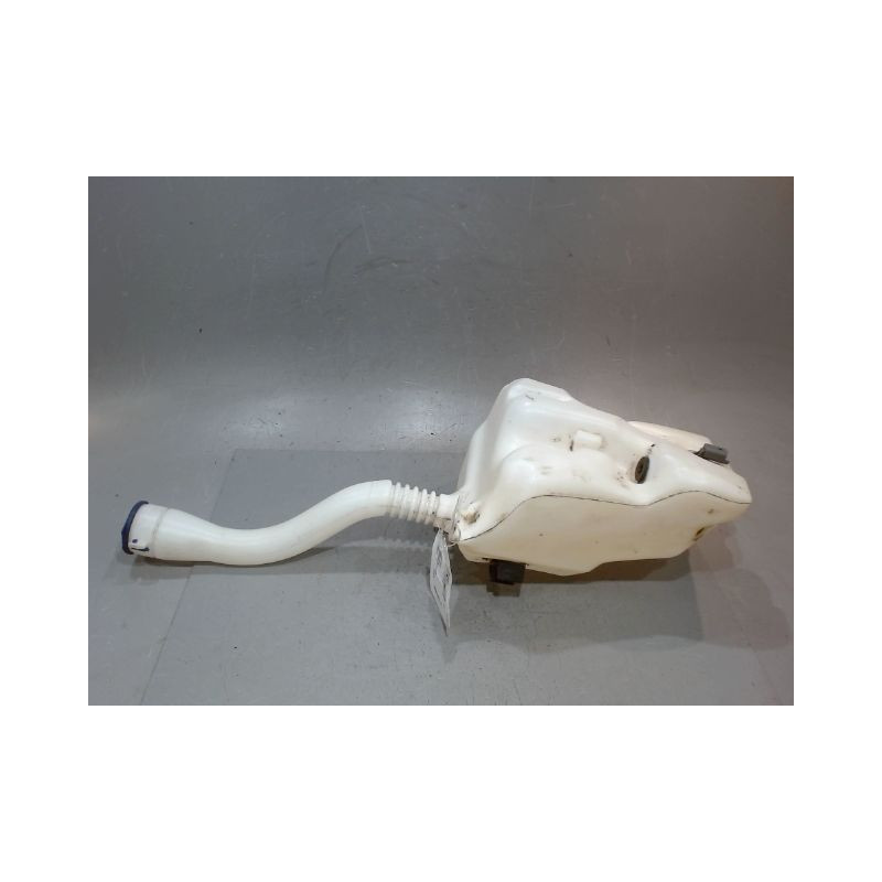 RESERVOIR LAVE-GLACE AVANT PEUGEOT 3008