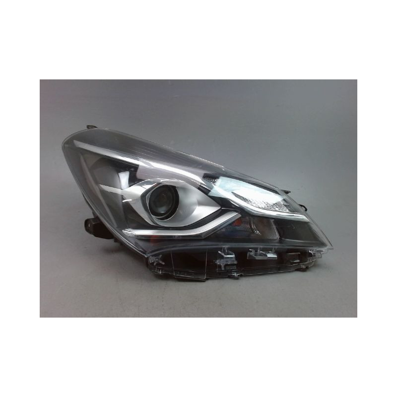 PHARE DROIT TOYOTA YARIS 2005-