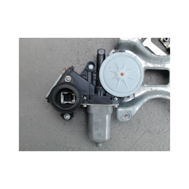 MECANISME LEVE-GLACE AVANT GAUCHE TOYOTA RAV4