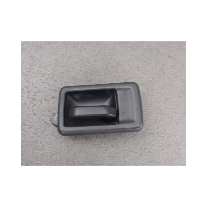 POIGNEE INTERIEURE PORTE AVANT DROIT PEUGEOT 106