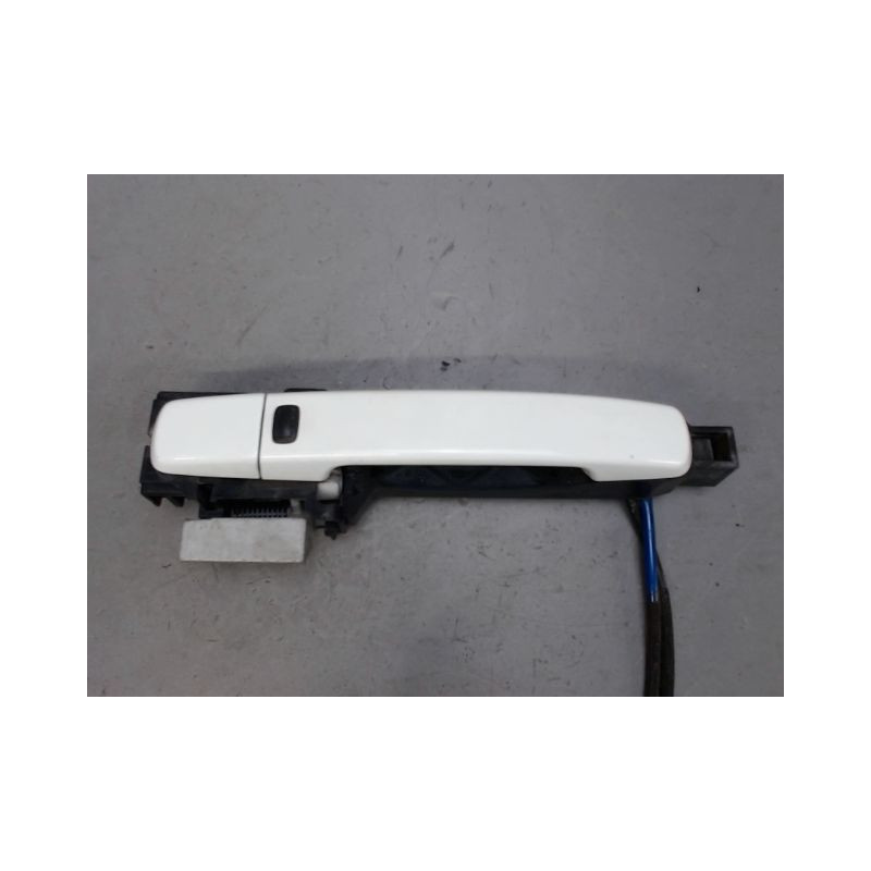 POIGNEE EXTERIEURE PORTE AVANT DROIT NISSAN QASHQAI