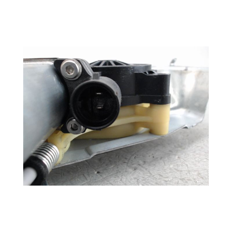 MECANISME LEVE-GLACE AVANT DROIT RENAULT KANGOO