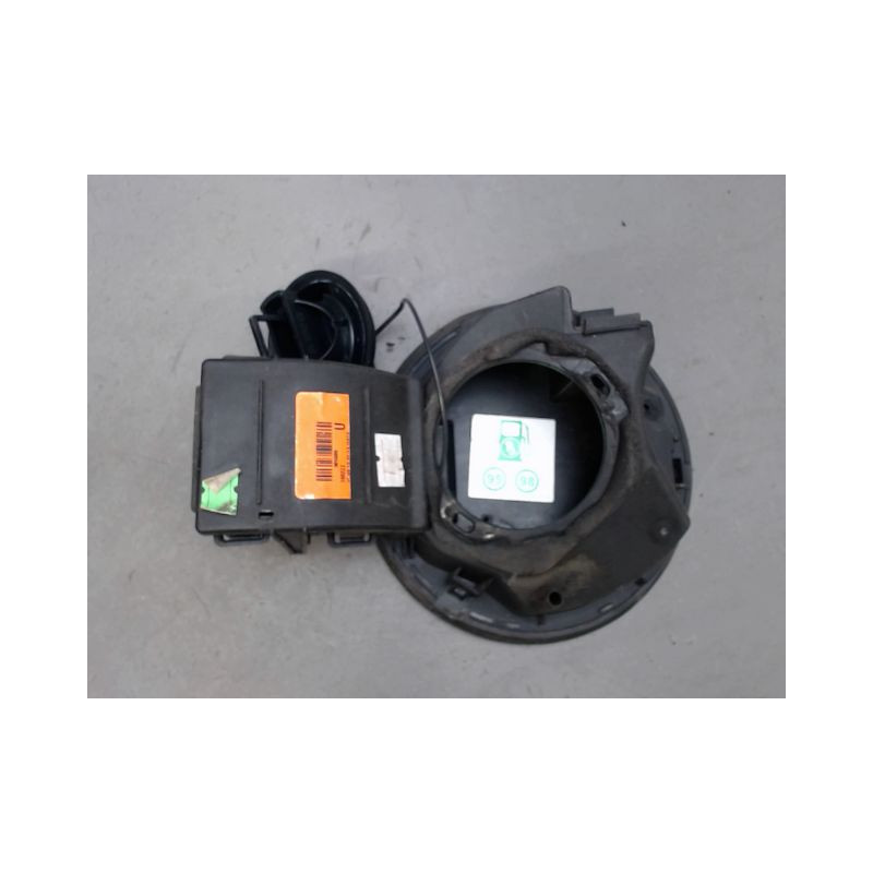 VOLET DE TRAPPE CARBURANT RENAULT CLIO