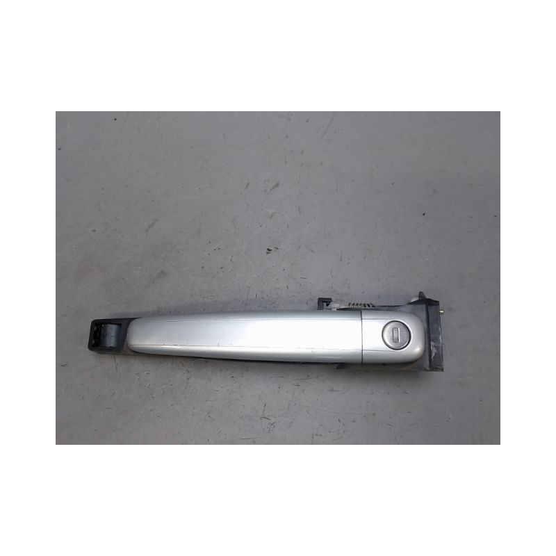 POIGNEE EXTERIEURE PORTE AVANT GAUCHE PEUGEOT 307