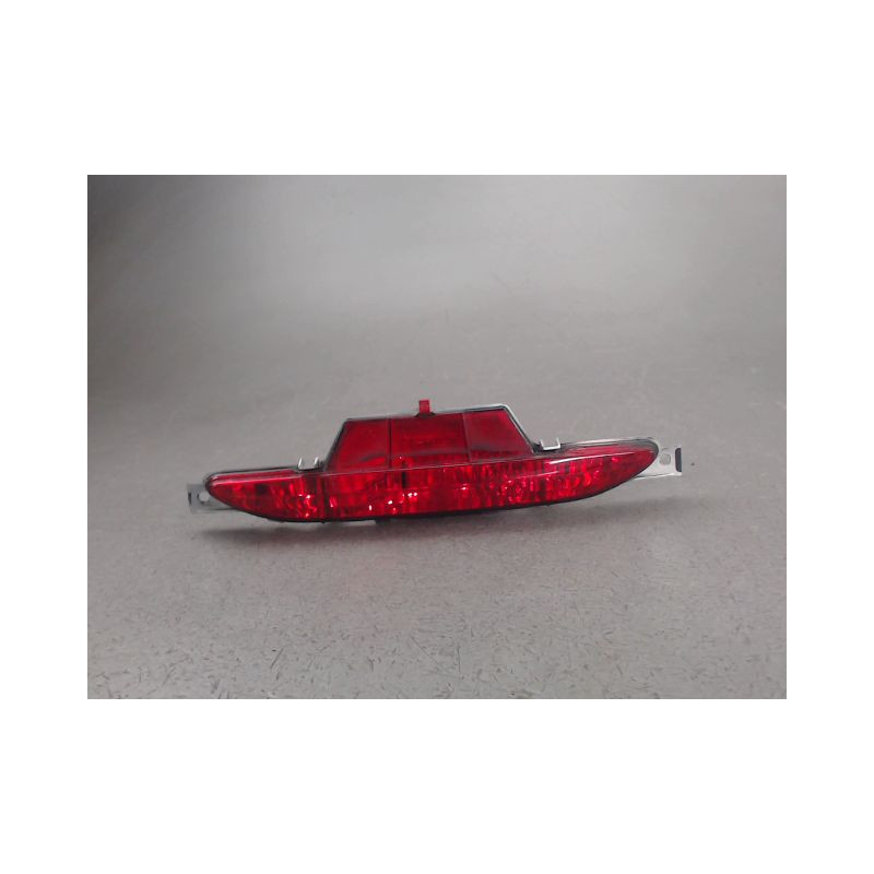 FEU BROUILLARD CENTRAL ARRIERE PEUGEOT 208