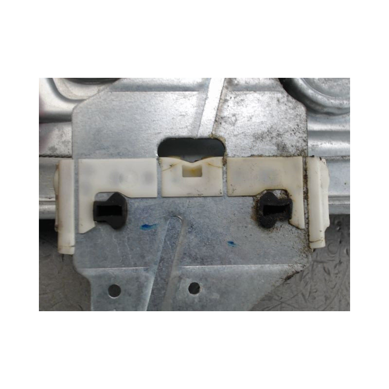 MECANISME LEVE-GLACE ARRIERE DROIT PEUGEOT 208