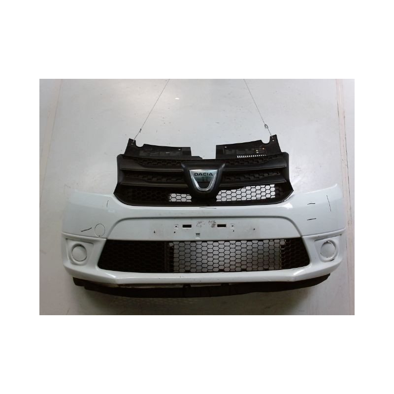 PARE-CHOC AVANT DACIA SANDERO