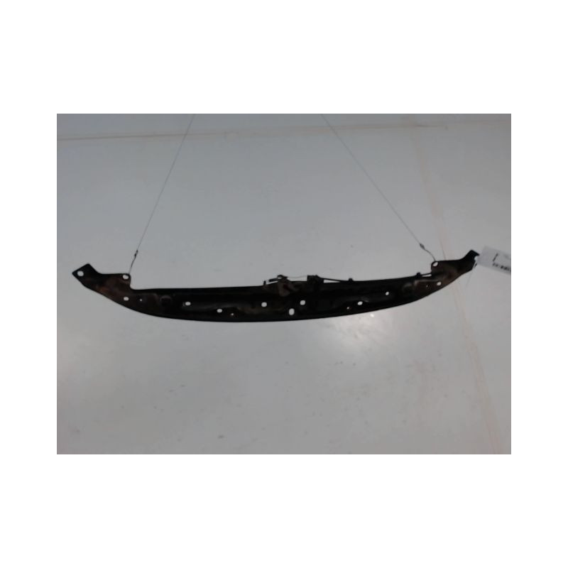 TRAVERSE SUPERIEURE ARMATURE AVANT PEUGEOT 206